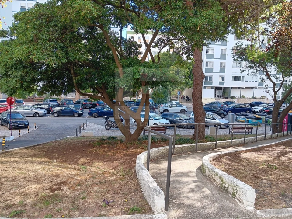 Apartamento T4 para Venda em Oeiras e São Julião da Barra, Paço de Arcos e Caxias Foto 4