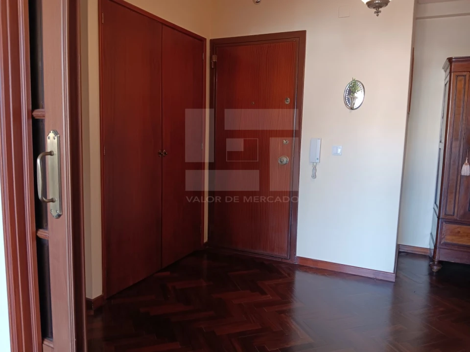 Apartamento T4 para Venda em Oeiras e São Julião da Barra, Paço de Arcos e Caxias Foto 13