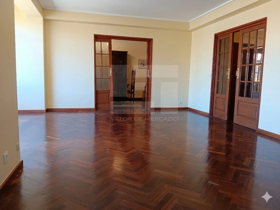 Apartamento T4 para Venda em Oeiras e São Julião da Barra, Paço de Arcos e Caxias Foto 40