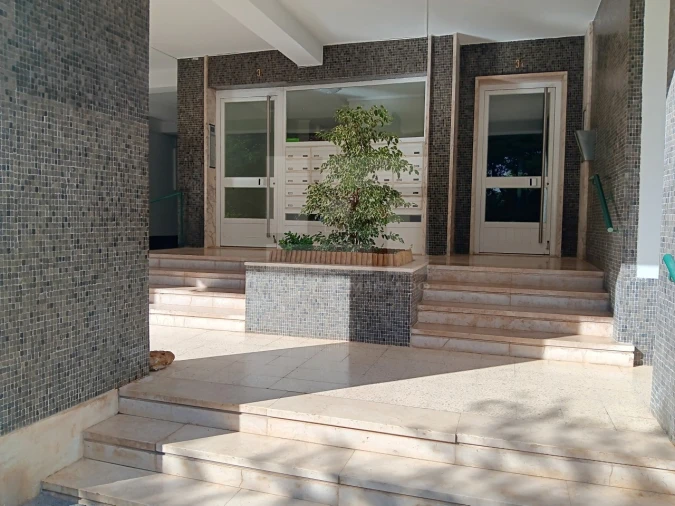 Apartamento T4 para Venda em Oeiras e São Julião da Barra, Paço de Arcos e Caxias Foto 2