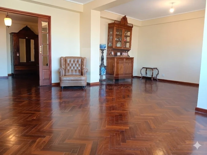 Apartamento T4 para Venda em Oeiras e São Julião da Barra, Paço de Arcos e Caxias Foto 38