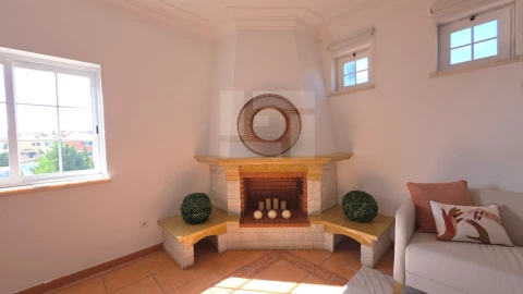 Apartamento T3 para Venda em Santa Maria e São Miguel, São Martinho, São Pedro Penaferrim