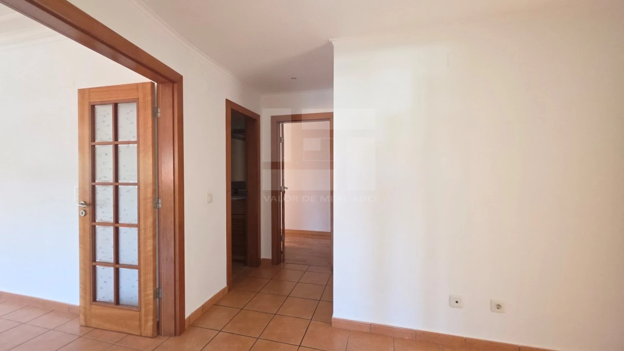 Apartamento T3 para Venda em Santa Maria e São Miguel, São Martinho, São Pedro Penaferrim Foto 14