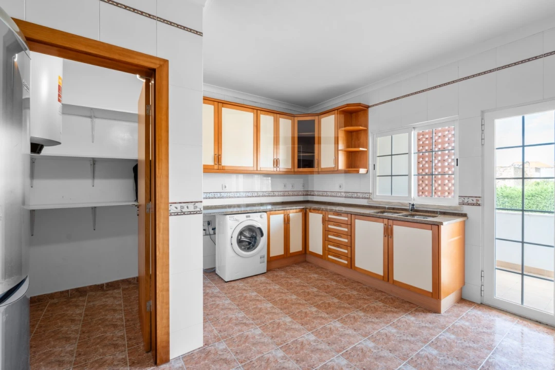 Apartamento T3 para Venda em Santa Maria e São Miguel, São Martinho, São Pedro Penaferrim Foto 9