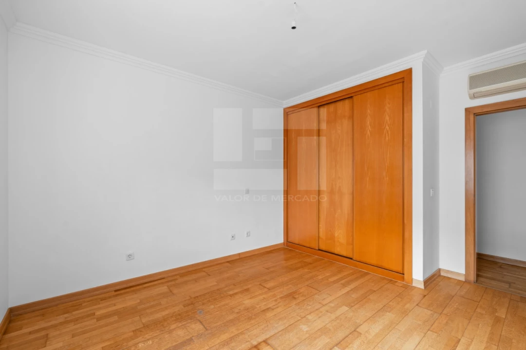 Apartamento T3 para Venda em Santa Maria e São Miguel, São Martinho, São Pedro Penaferrim Foto 18