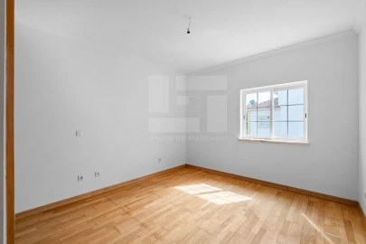 Apartamento T3 para Venda em Santa Maria e São Miguel, São Martinho, São Pedro Penaferrim