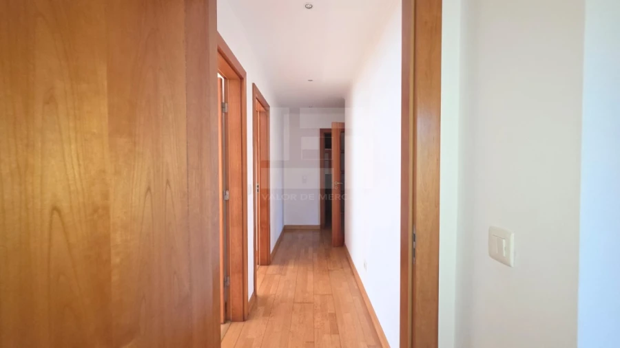 Apartamento T3 para Venda em Santa Maria e São Miguel, São Martinho, São Pedro Penaferrim Foto 33