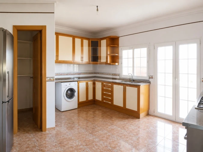 Apartamento T3 para Venda em Santa Maria e São Miguel, São Martinho, São Pedro Penaferrim