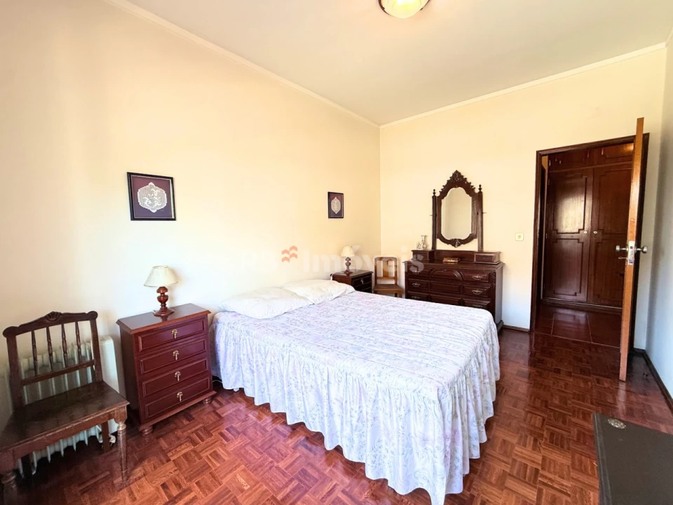 Apartamento T3 para Venda em São João Baptista e Santa Maria dos Olivais Foto 15