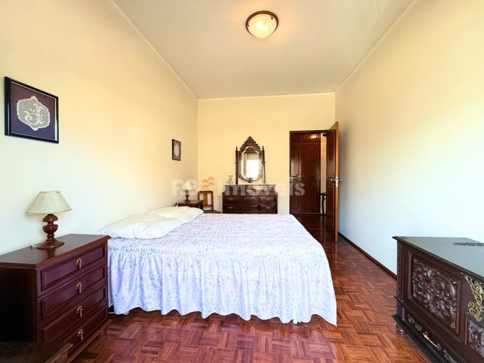 Apartamento T3 para Venda em São João Baptista e Santa Maria dos Olivais Foto 14