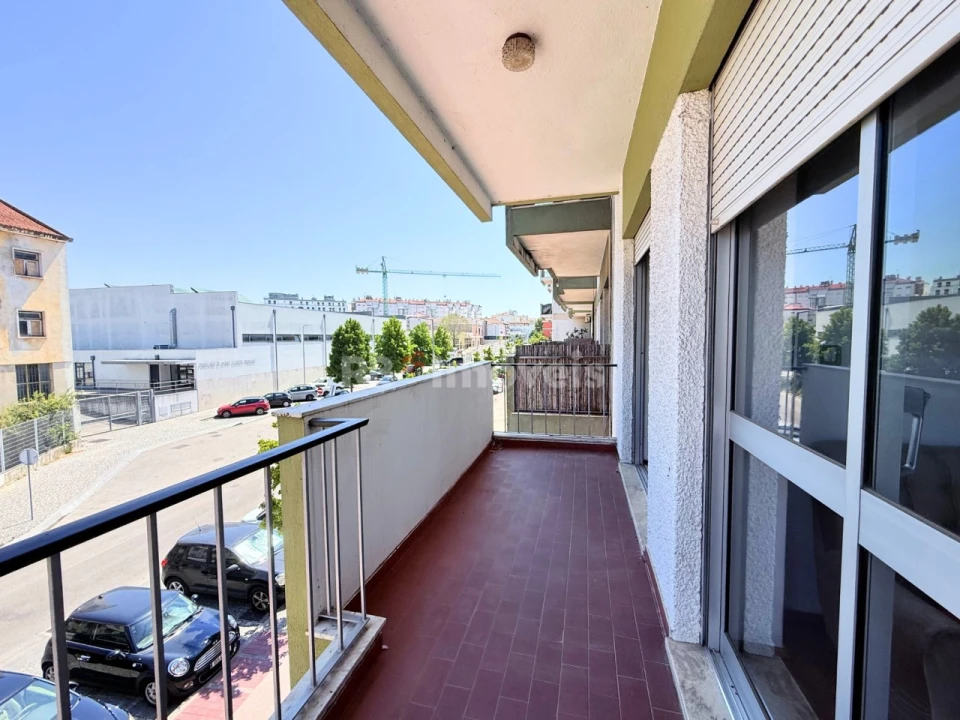 Apartamento T3 para Venda em São João Baptista e Santa Maria dos Olivais Foto 24