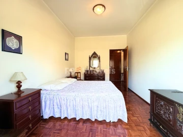 Apartamento T3 para Venda em São João Baptista e Santa Maria dos Olivais