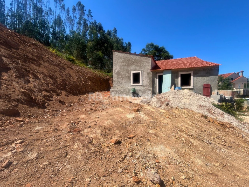 Moradia T3 para Venda em Alvaiázere Foto 13