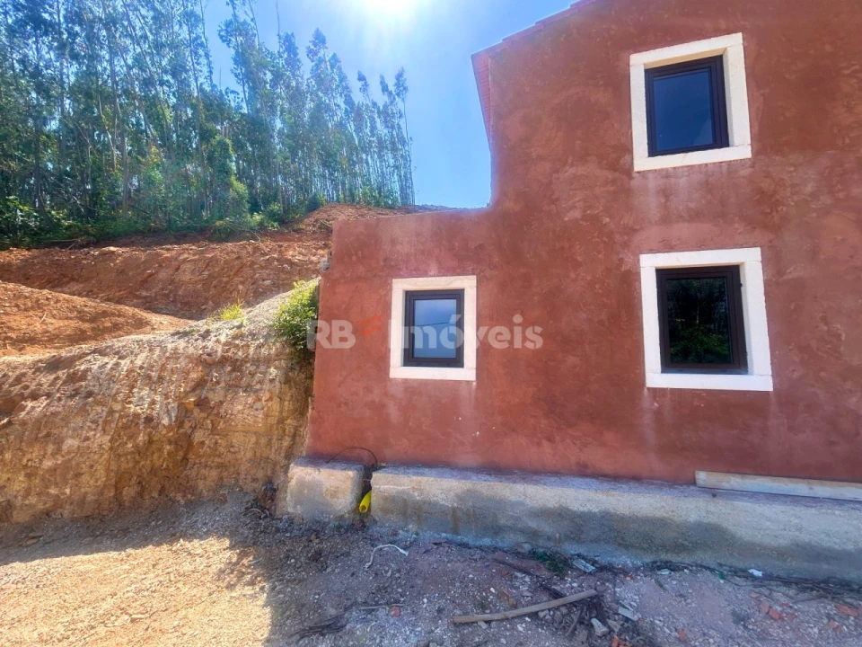 Moradia T3 para Venda em Alvaiázere Foto 9