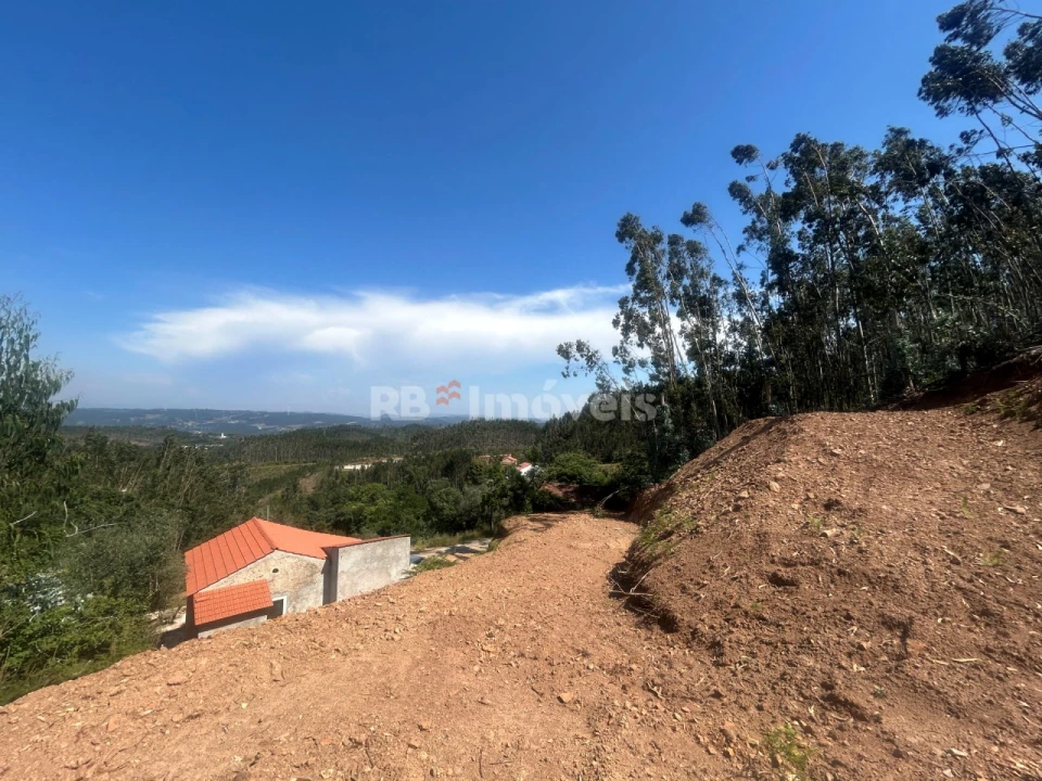 Moradia T3 para Venda em Alvaiázere Foto 44