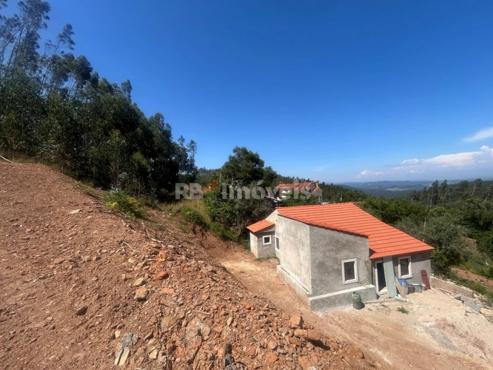 Moradia T3 para Venda em Alvaiázere Foto 42