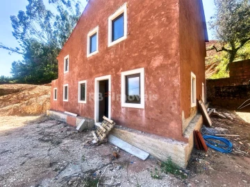 Moradia T3 para Venda em Alvaiázere