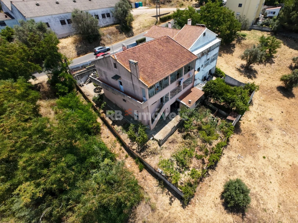 Moradia T3 para Venda em Abrantes (São Vicente e São João) e Alferrarede Foto 1