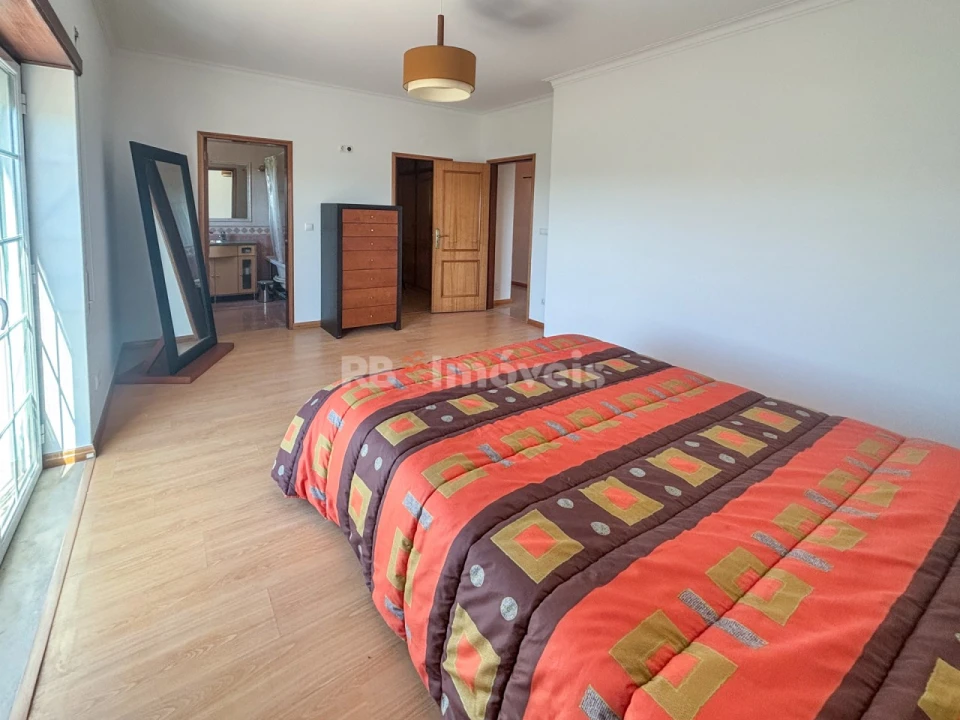 Moradia T3 para Venda em Martinchel Foto 18