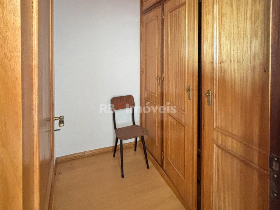Moradia T3 para Venda em Martinchel Foto 23