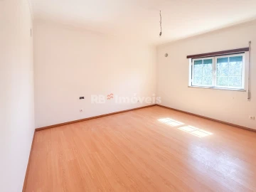 Moradia T3 para Venda em Martinchel