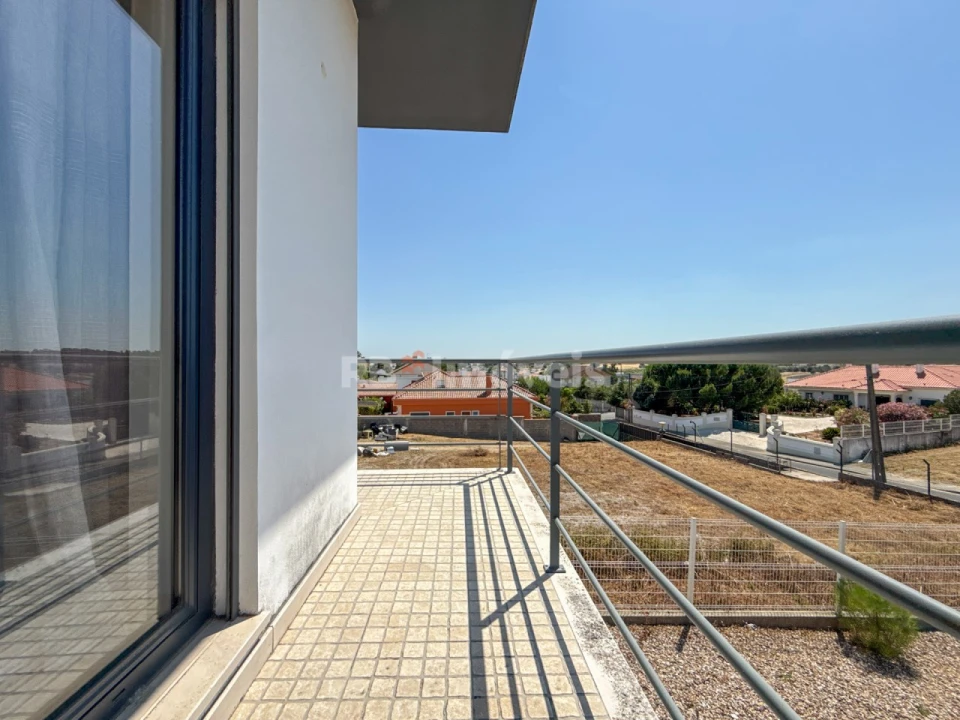 Moradia T5 para Venda em Riachos Foto 46