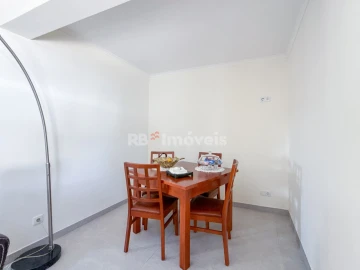 Moradia T5 para Venda em Riachos