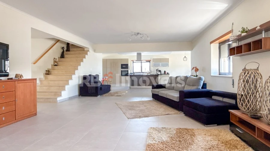 Moradia T5 para Venda em Riachos