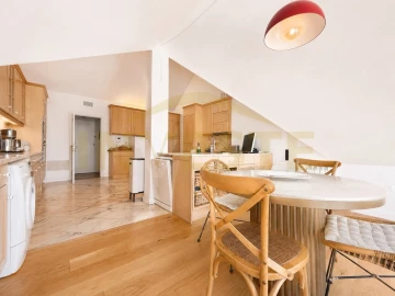 Apartamento T3 para Arrendamento em Cascais e Estoril