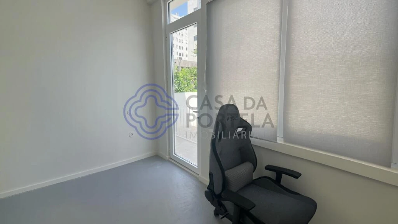 Prédio para Venda em Cedofeita, Santo Ildefonso, Sé, Miragaia, São Nicolau e Vitória Foto 15