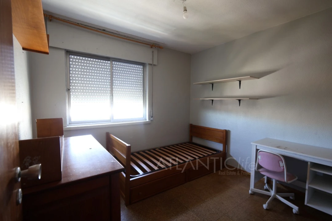Apartamento T3 para Venda em Santo António dos Cavaleiros e Frielas Foto 13