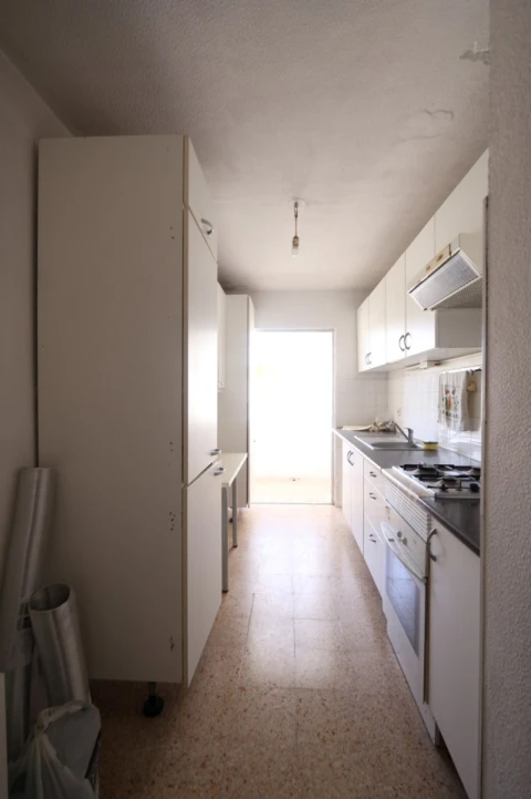 Apartamento T3 para Venda em Santo António dos Cavaleiros e Frielas