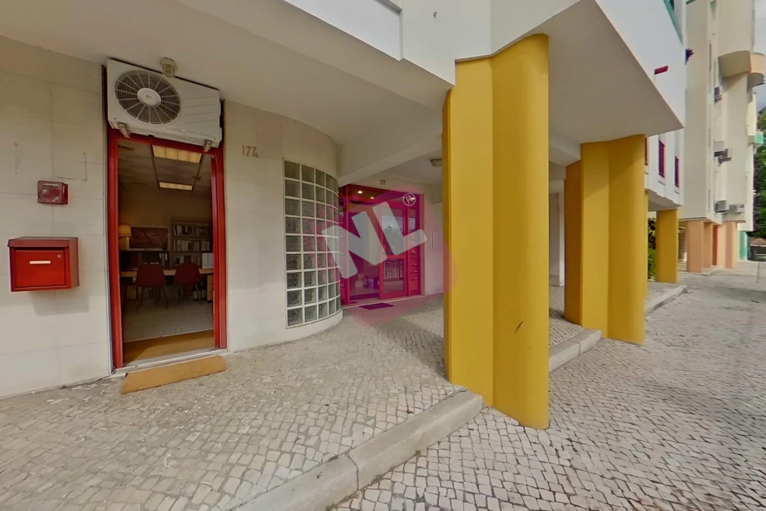 Escritório para Arrendamento em Lumiar Foto 2