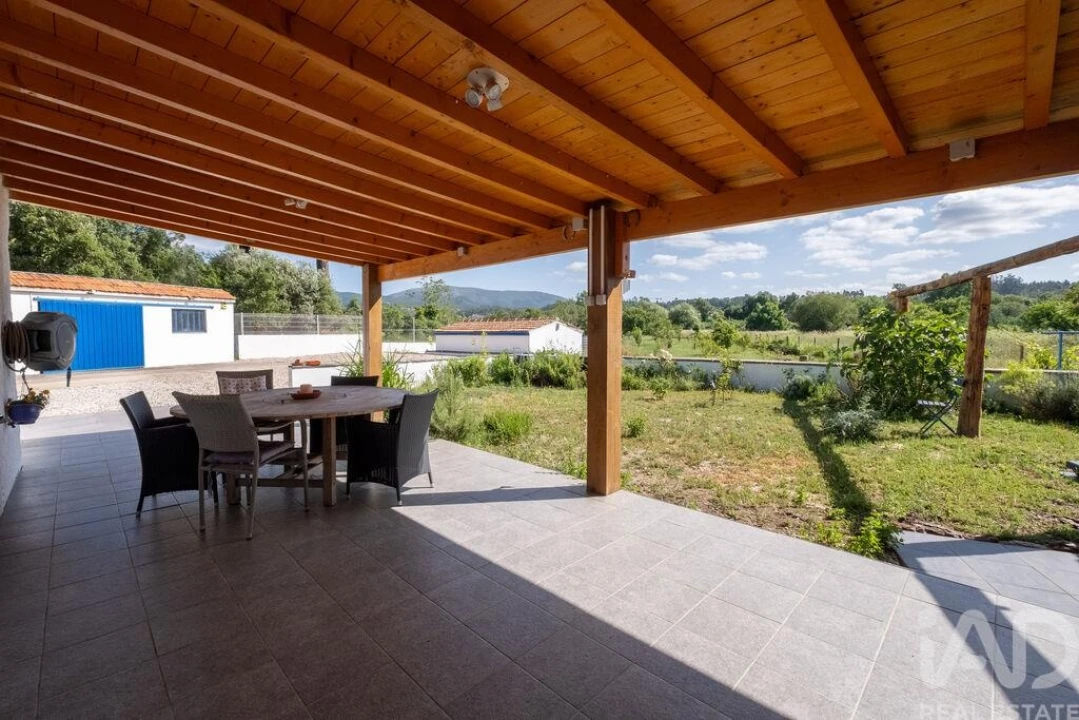Quinta T3 para Venda em Sarzedo Foto 34