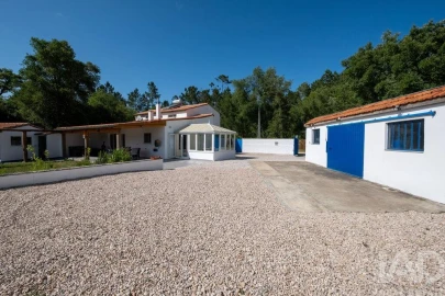 Quinta T3 para Venda em Sarzedo