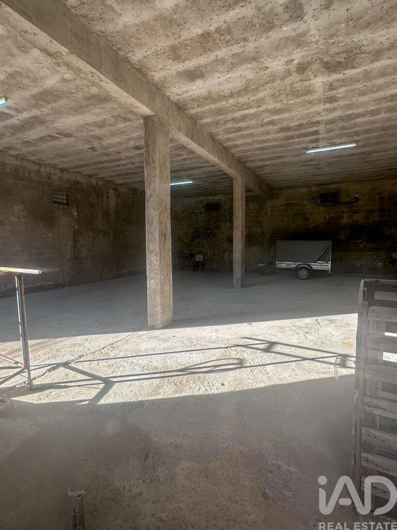 Armazém para Arrendamento em Fornelos e Queijada Foto 8