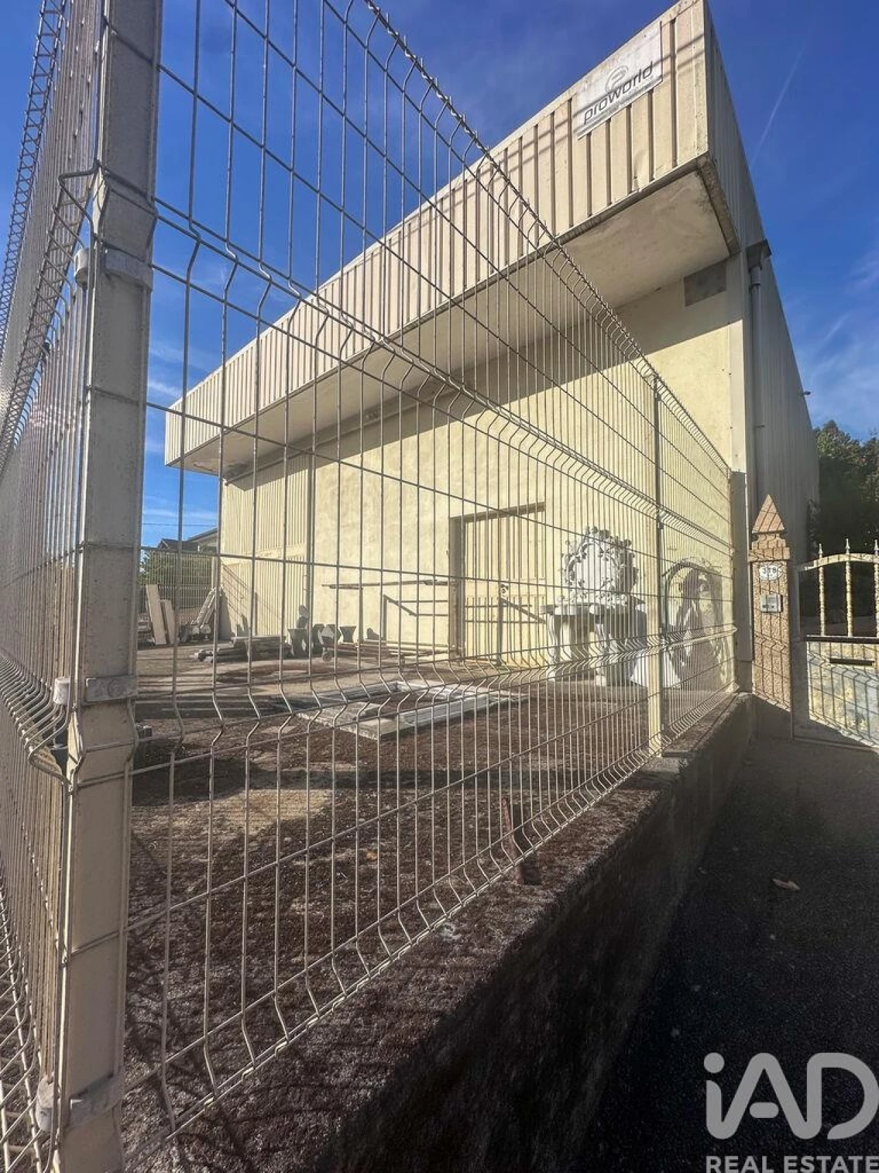 Armazém para Arrendamento em Fornelos e Queijada Foto 3