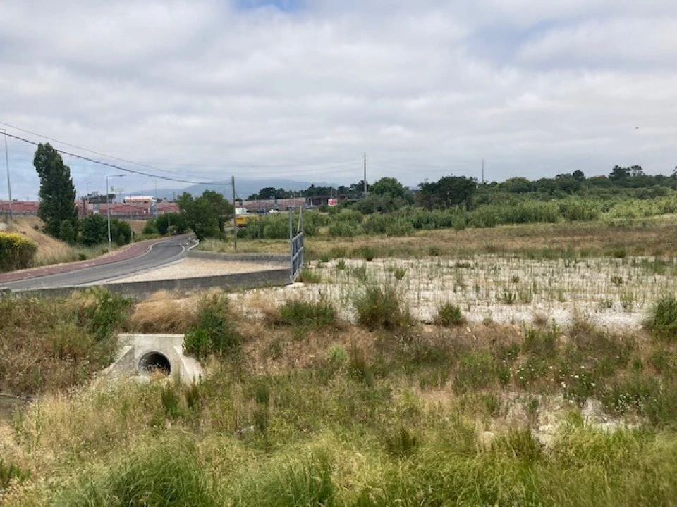 Terreno para Arrendamento em Agualva e Mira-Sintra Foto 1