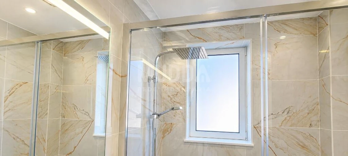 Apartamento T2 para Venda em Nazare Foto 12