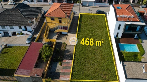 Terreno para Venda em Gulpilhares e Valadares