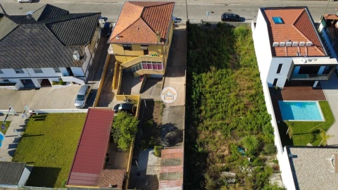 Terreno para Venda em Gulpilhares e Valadares