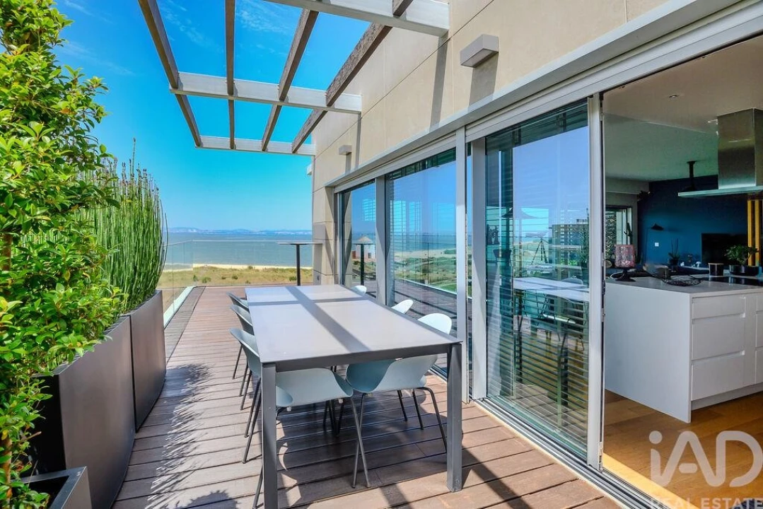 Apartamento T3 para Venda em Alcochete Foto 16