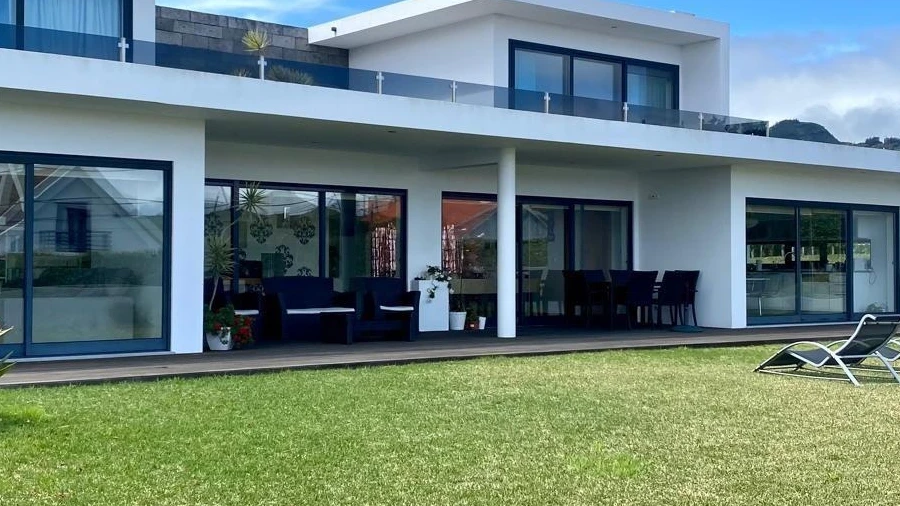 Moradia T4 para Venda em Horta (Matriz)