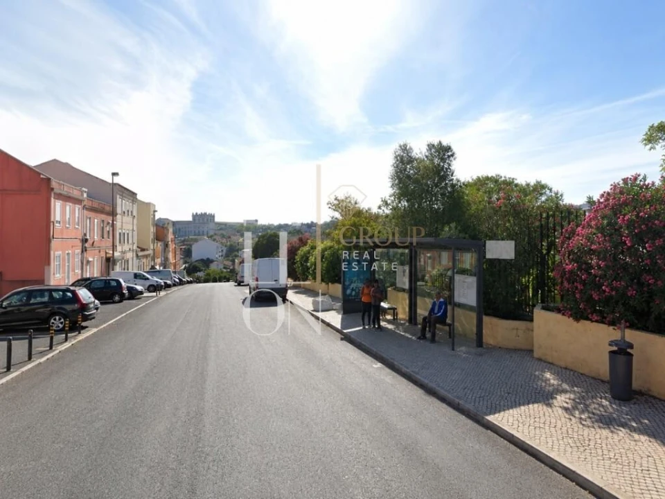 Moradia T9 para Venda em Ajuda Foto 45