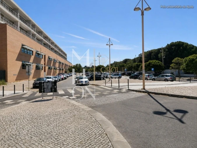 Moradia T9 para Venda em Ajuda Foto 51