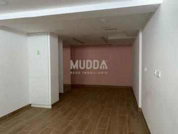 Loja para Arrendamento em Espinho