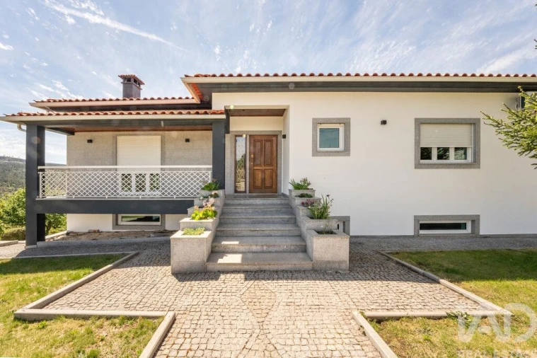 Quinta T5 para Venda em Sezures Foto 36
