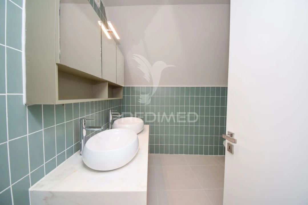 Apartamento T1 para Venda em Arroios Foto 13