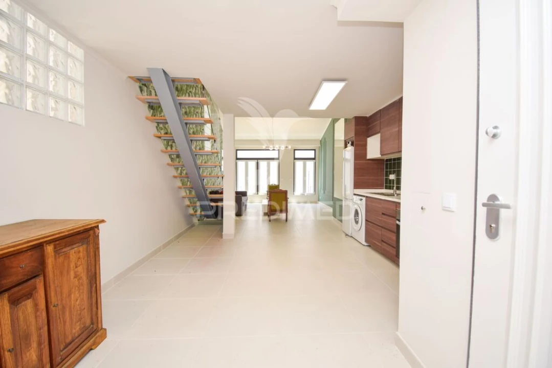 Apartamento T1 para Venda em Arroios Foto 14