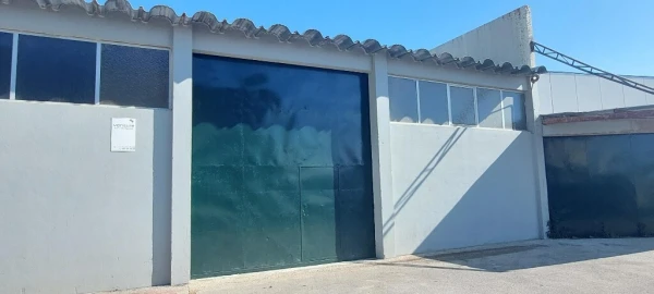 Armazém para Venda em São Domingos de Rana
